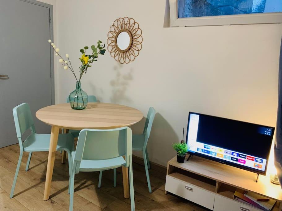 Cocooning Modern Design Studio Avesnes-sur-Helpe Esterno foto