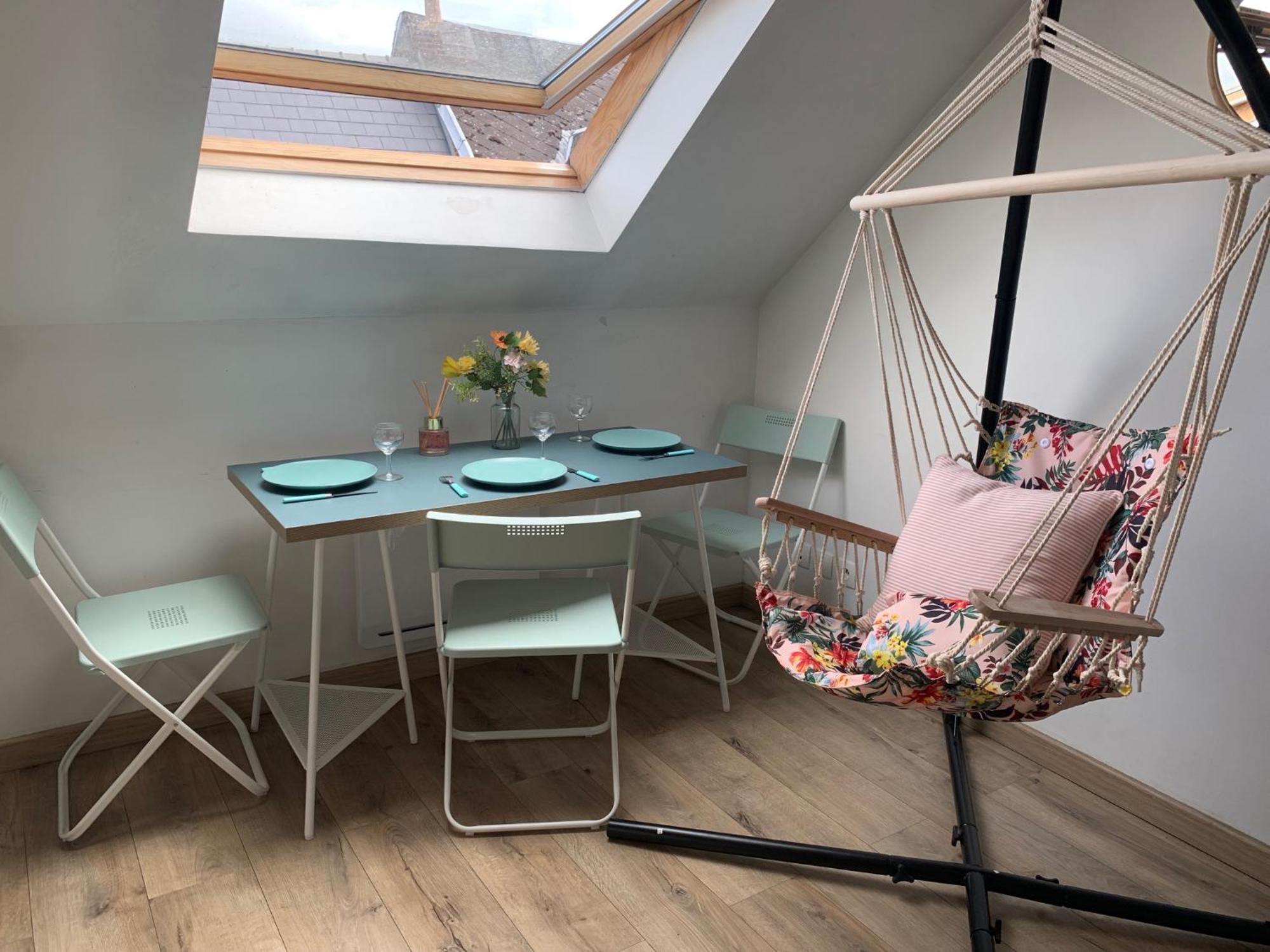 Cocooning Modern Design Studio Avesnes-sur-Helpe Esterno foto